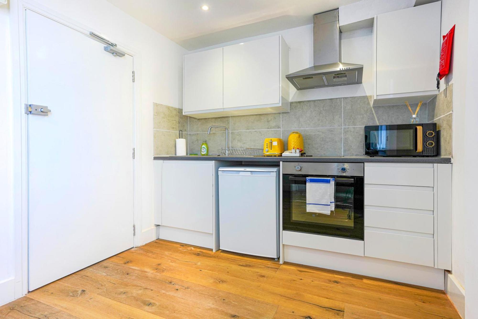 Flat 5 48 Well Street Apartman Buckingham Kültér fotó